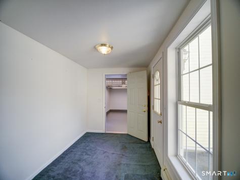 6 Mettler Street Woodbridge CT 06525
