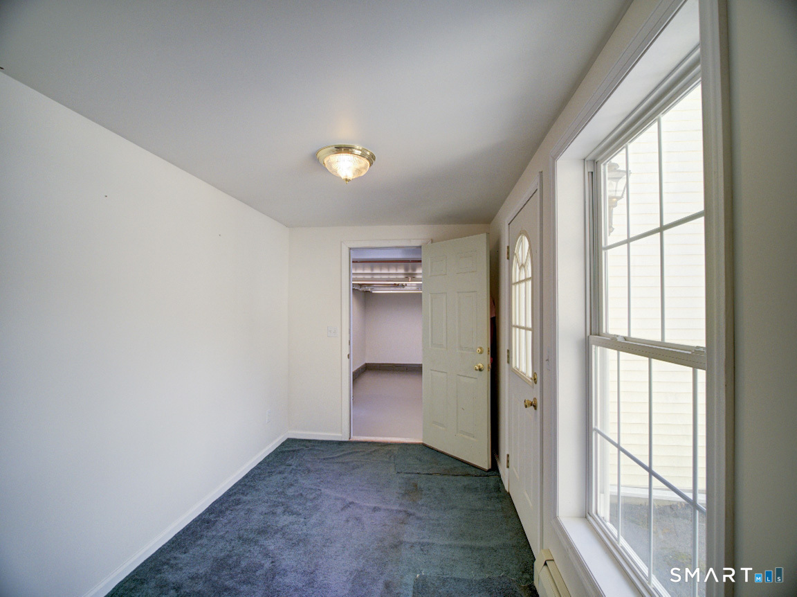 6 Mettler Street Woodbridge CT 06525