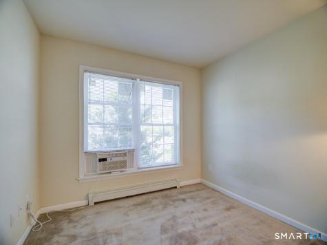 6 Mettler Street Woodbridge CT 06525