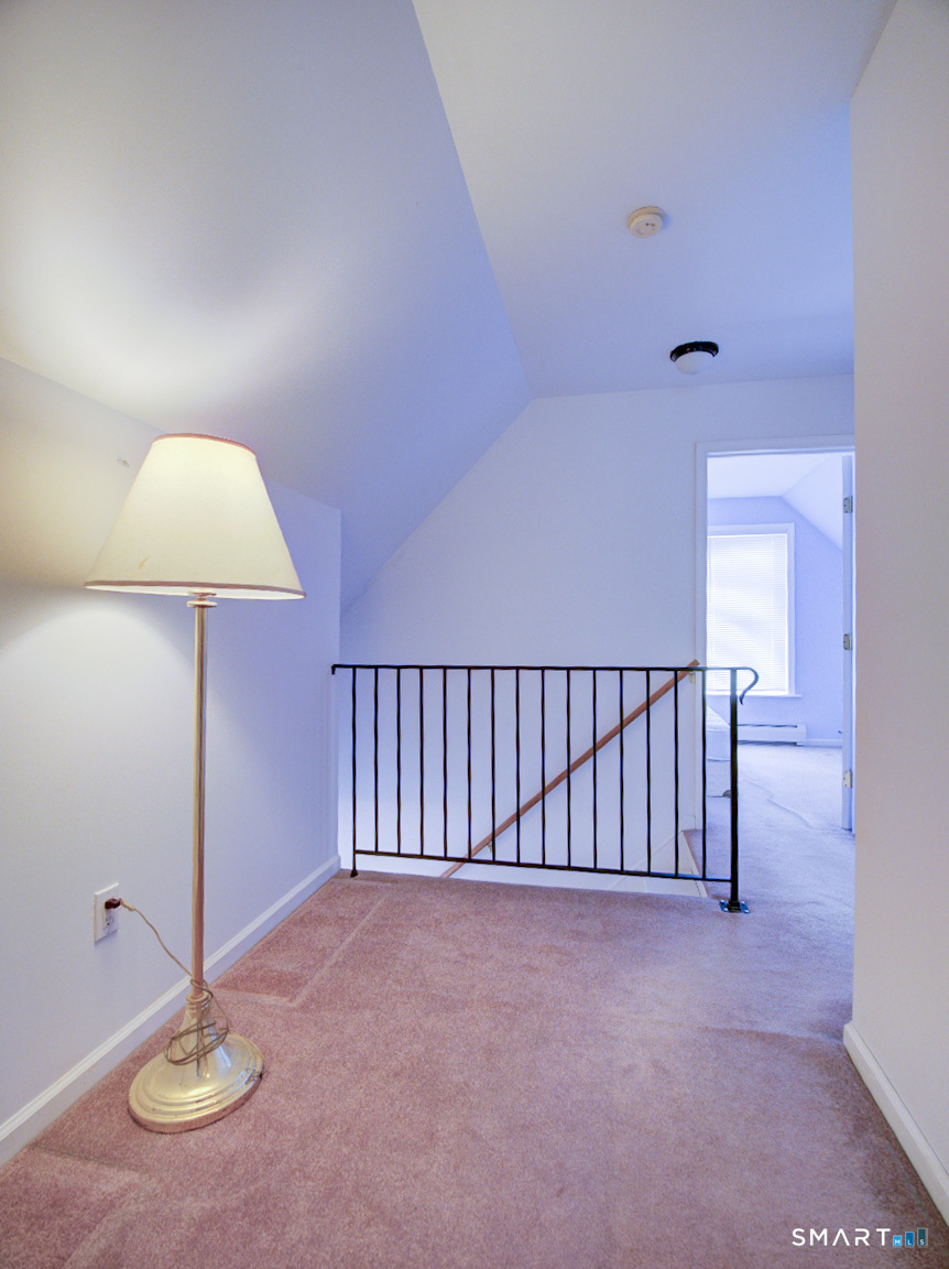 6 Mettler Street Woodbridge CT 06525