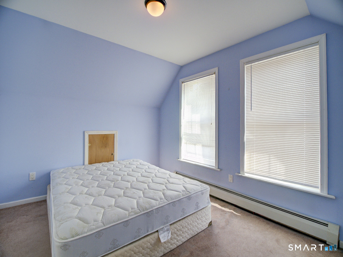 6 Mettler Street Woodbridge CT 06525