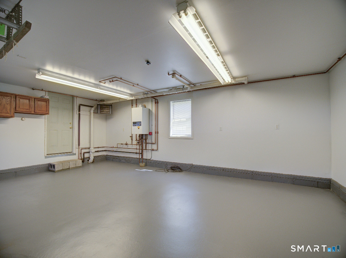6 Mettler Street Woodbridge CT 06525
