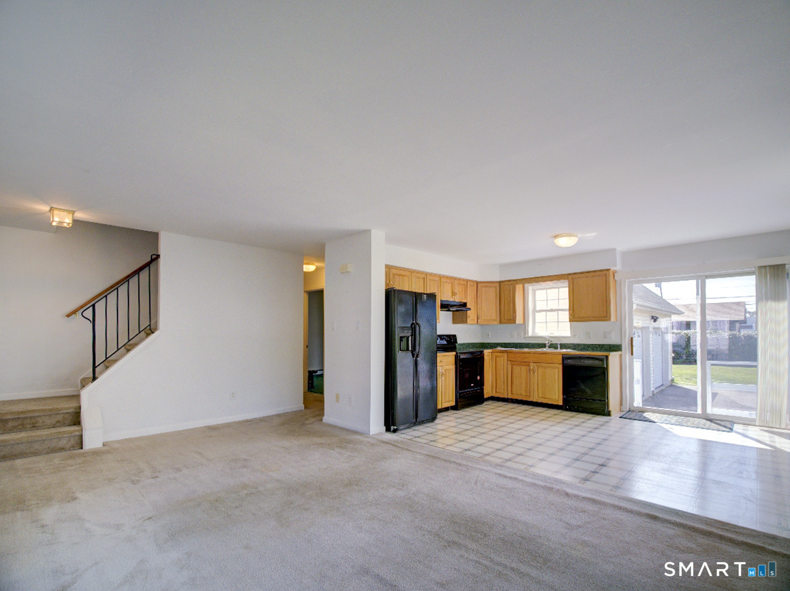6 Mettler Street Woodbridge CT 06525