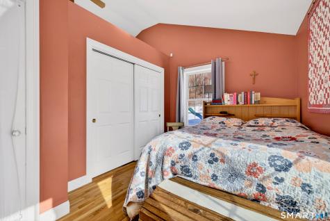 168 Kitemaug Road Montville CT 06382