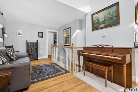 168 Kitemaug Road Montville CT 06382