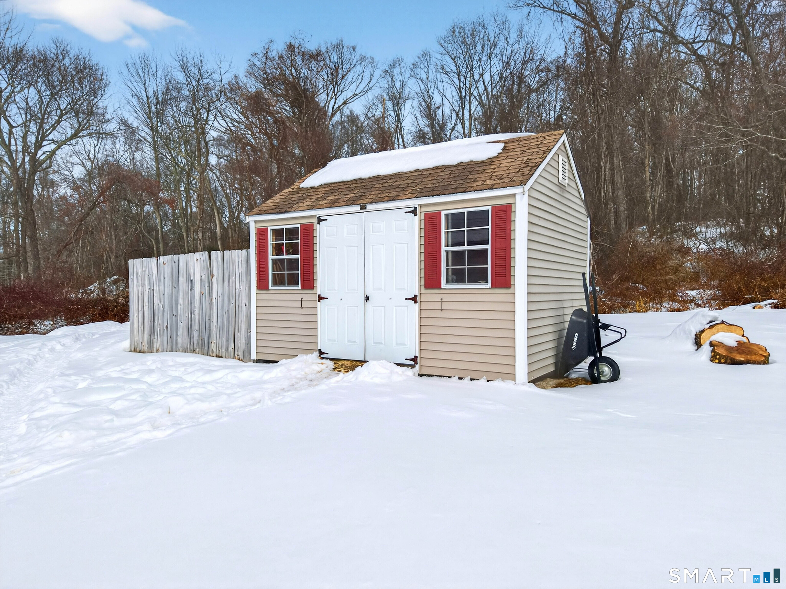 168 Kitemaug Road Montville CT 06382