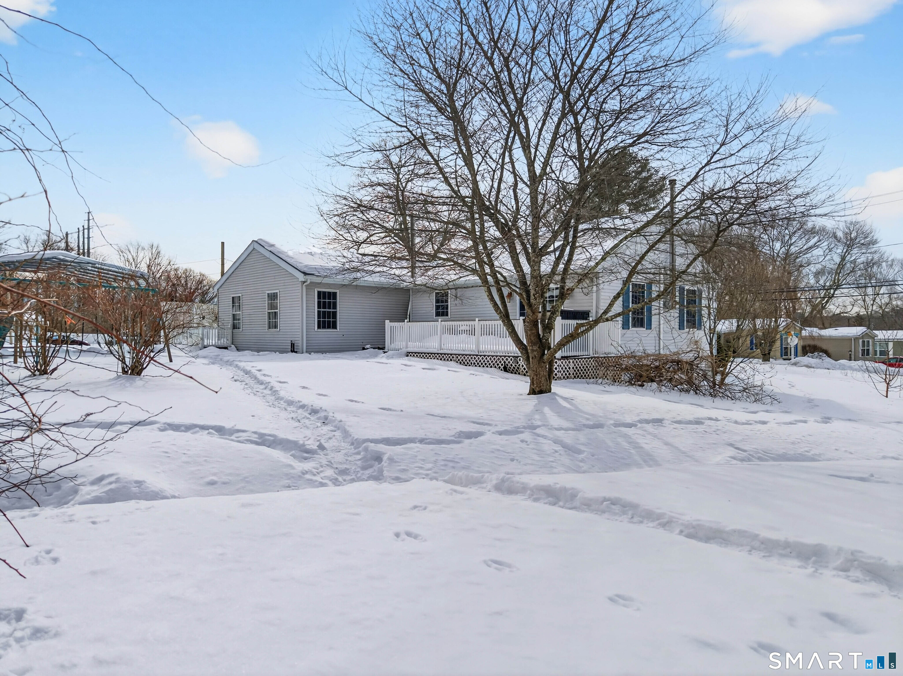 168 Kitemaug Road Montville CT 06382