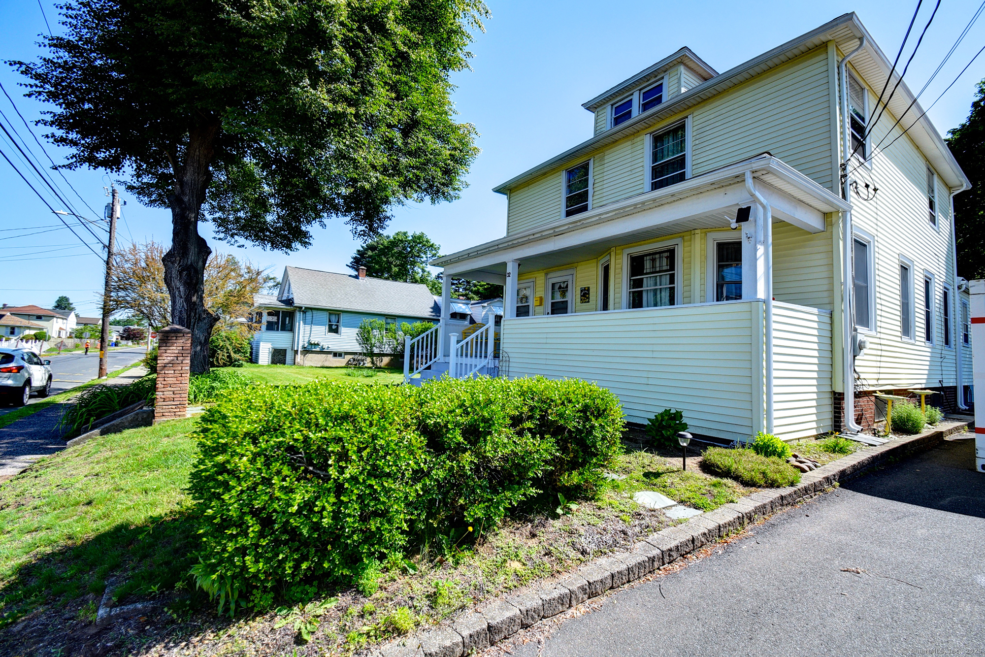 32 Columbus Street East Hartford CT 06108