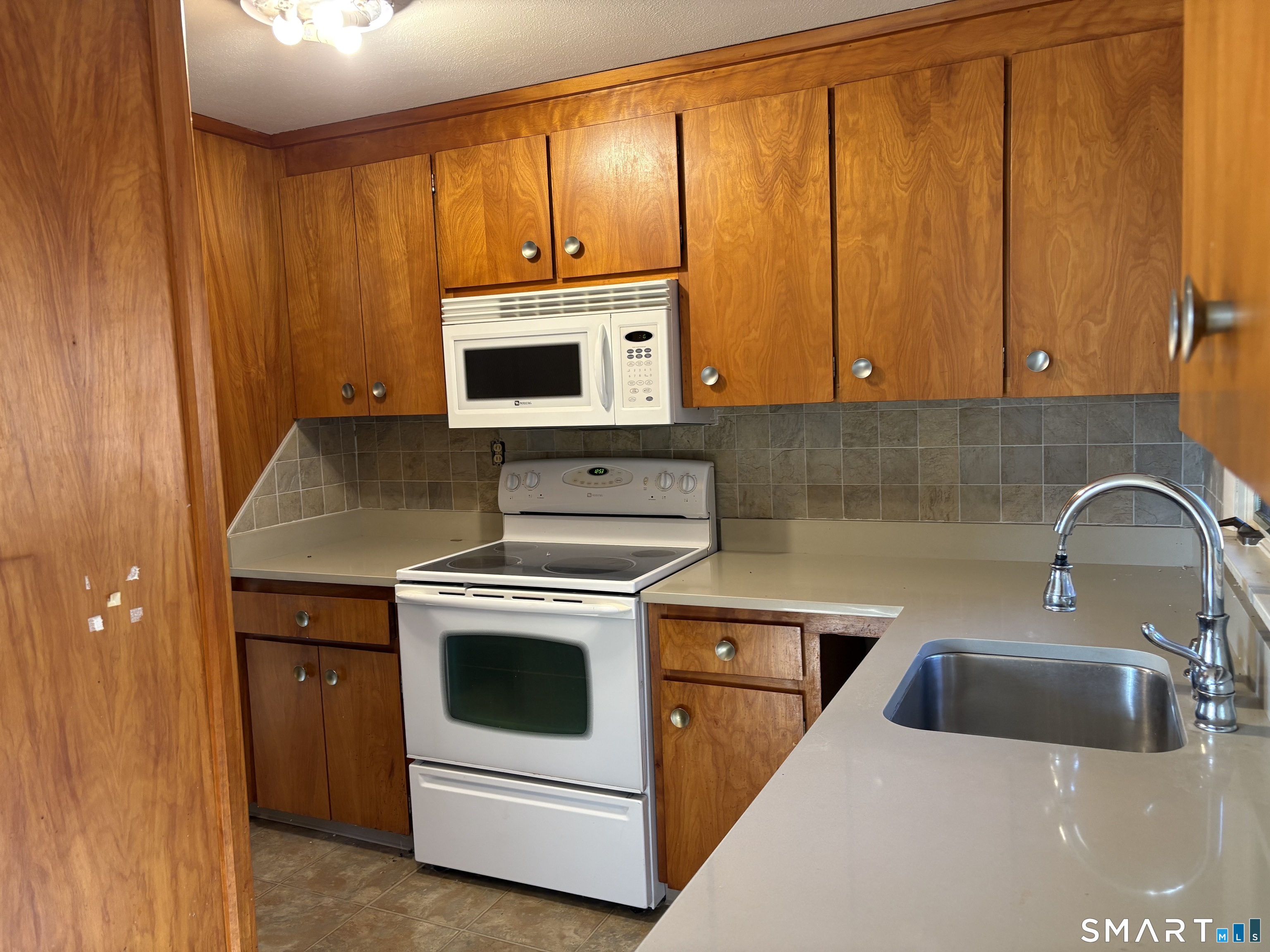 274 South Street Vernon CT 06066