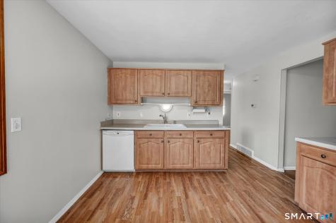 32 Gantley Road Windsor Locks CT 06096