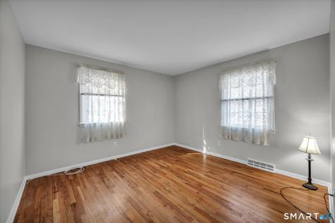 32 Gantley Road Windsor Locks CT 06096