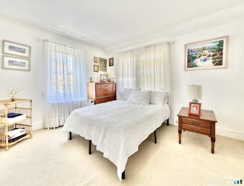 31 Hamilton Avenue Stamford CT 06902