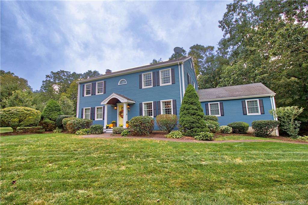 15 Nancy Lynn Lane Oxford CT 06478