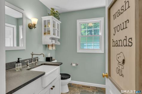 46 Laurel Cliffs Road Guilford CT 06437