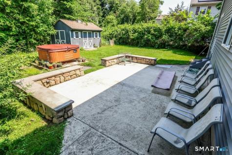 207 Stadley Rough Road Danbury CT 06811