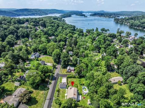 207 Stadley Rough Road Danbury CT 06811