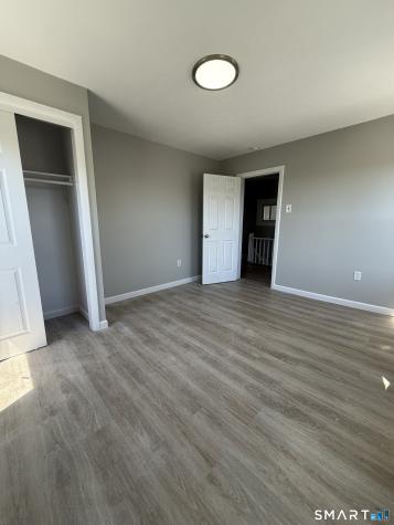 26 Jefferson Avenue New London CT 06320