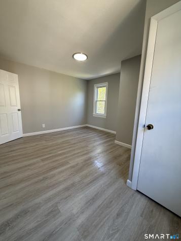 26 Jefferson Avenue New London CT 06320
