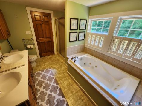 425 Pomeroy Avenue Meriden CT 06450