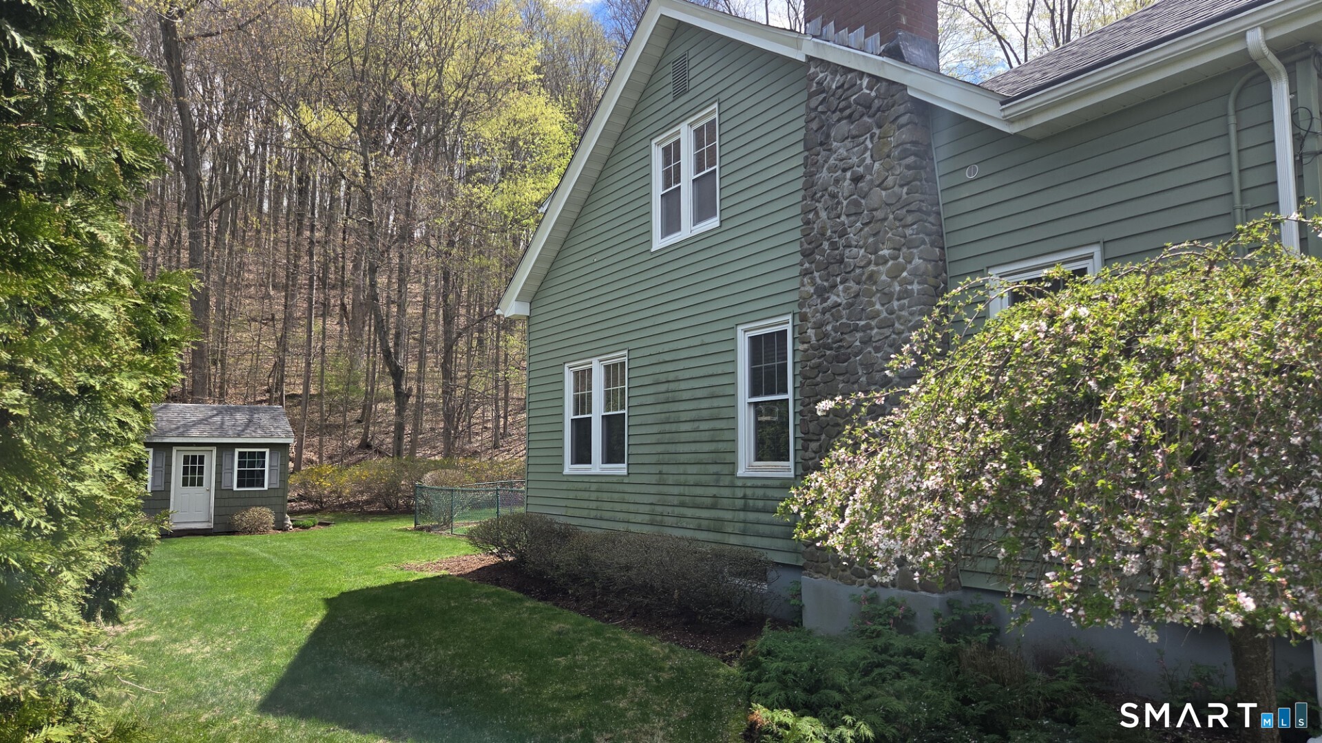 425 Pomeroy Avenue Meriden CT 06450
