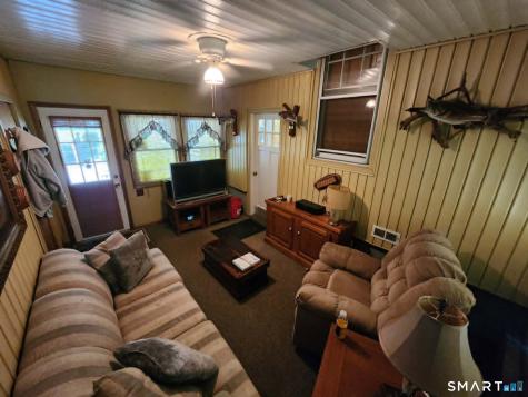 425 Pomeroy Avenue Meriden CT 06450