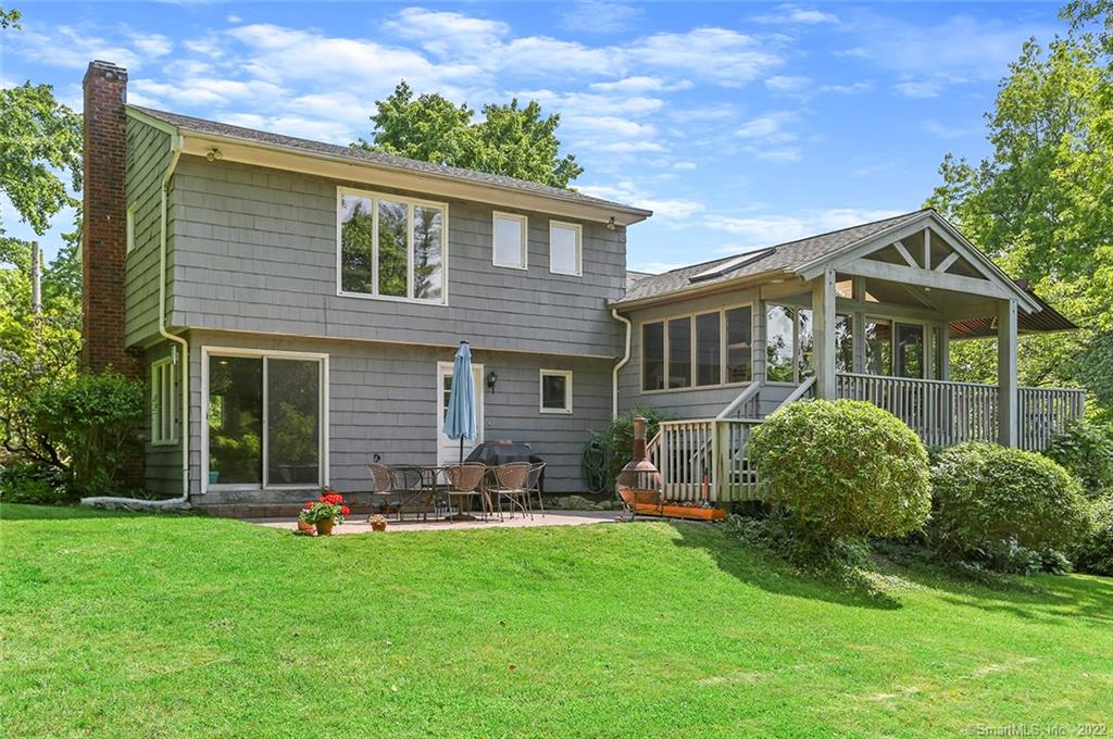264 Crest Terrace Fairfield CT 06825