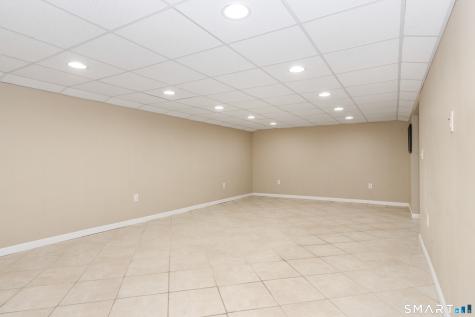 1939 Main Street Newington CT 06111