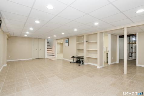 1939 Main Street Newington CT 06111