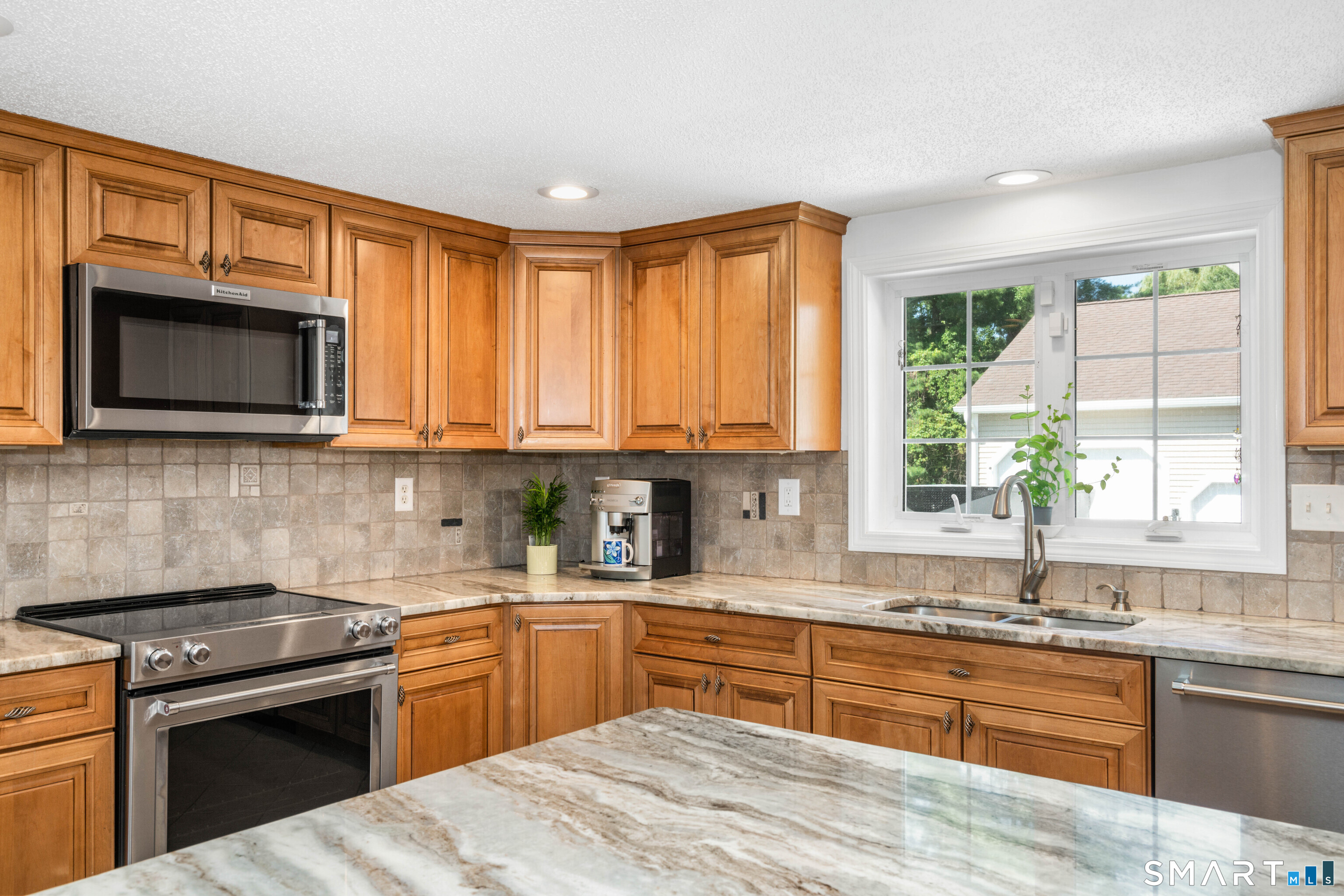 1939 Main Street Newington CT 06111