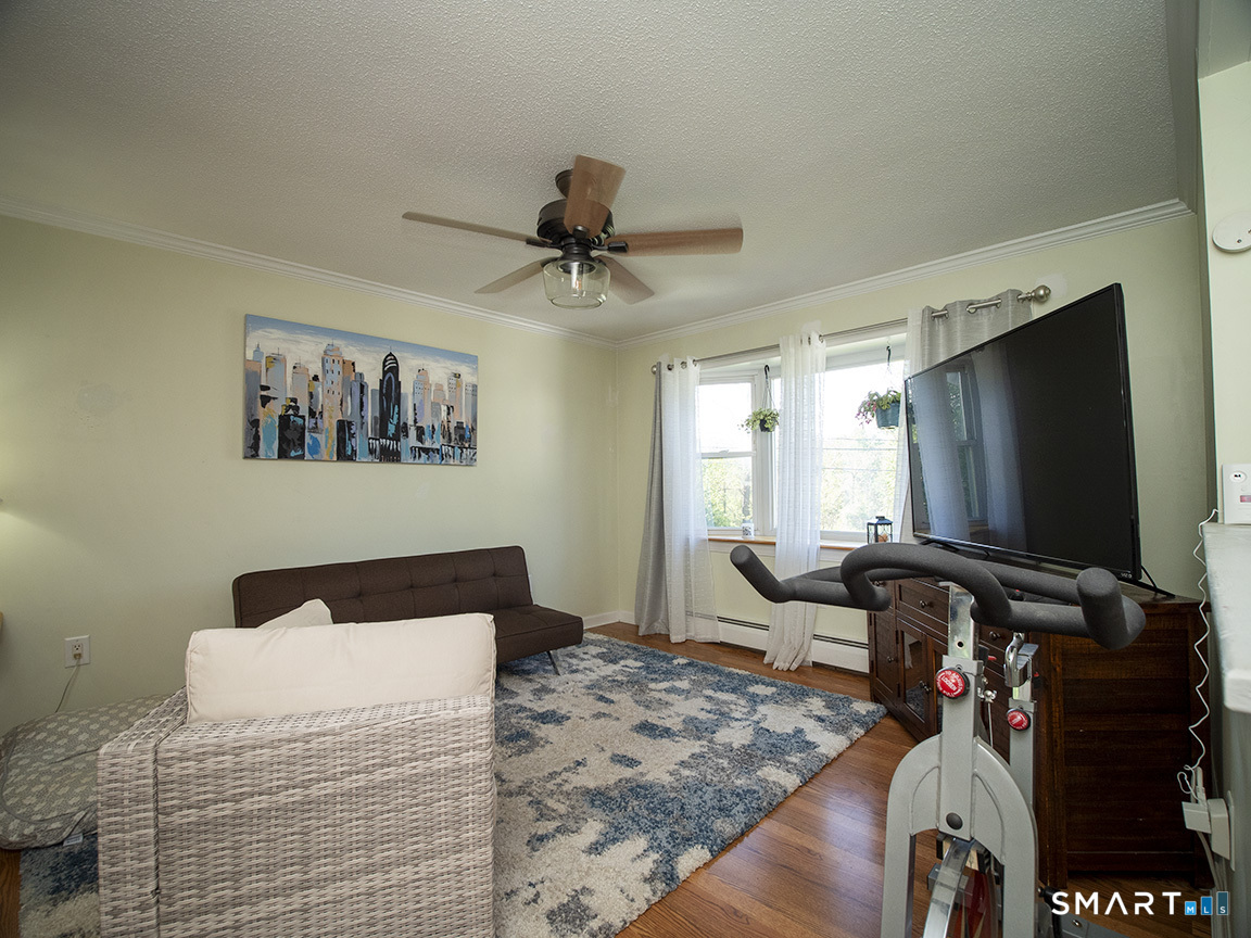 82 Wilcox Road Middletown CT 06457