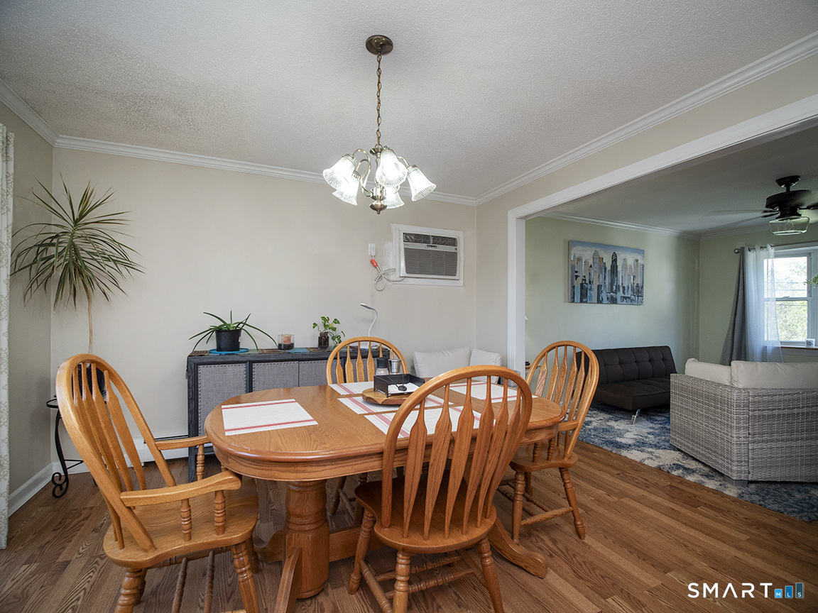 82 Wilcox Road Middletown CT 06457
