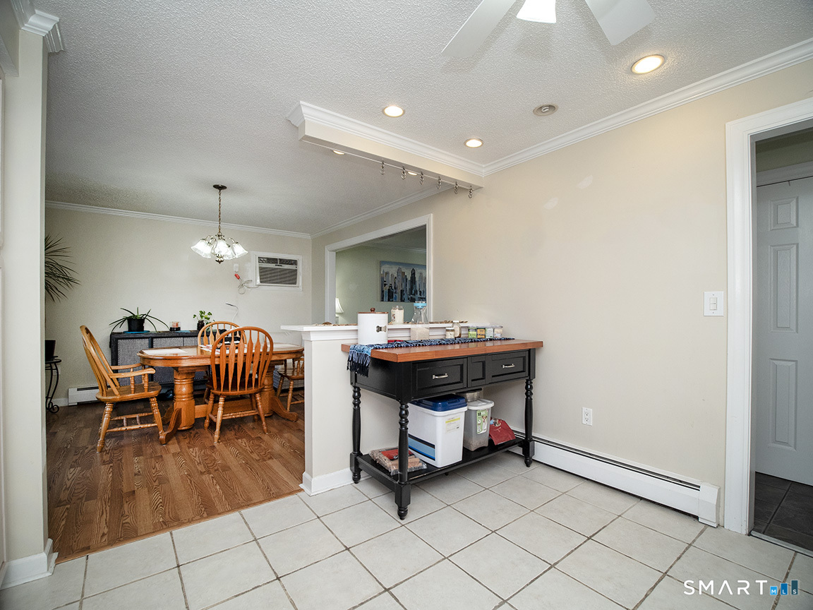 82 Wilcox Road Middletown CT 06457