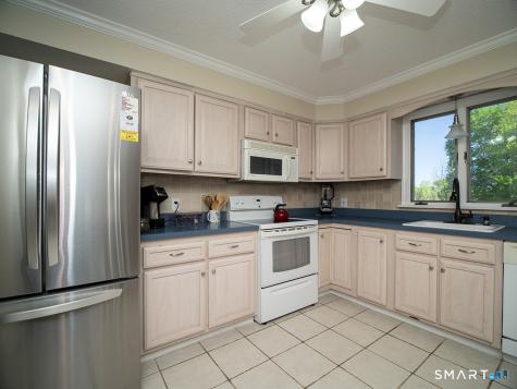 82 Wilcox Road Middletown CT 06457