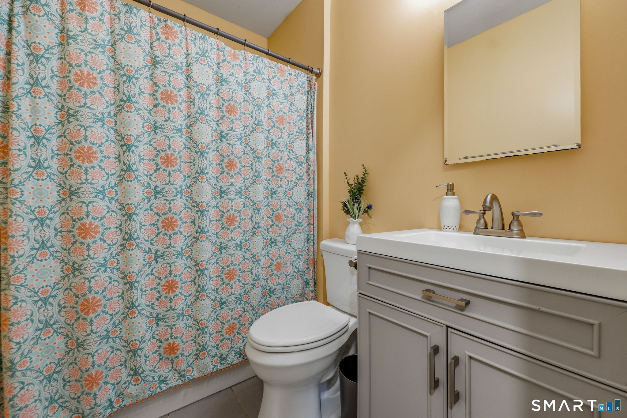 7 Rock Ridge Road Waterford CT 06385