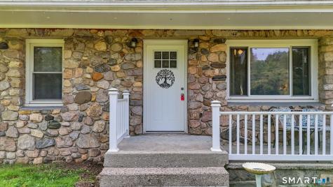 7 Rock Ridge Road Waterford CT 06385