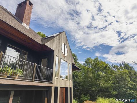 86 Washburn Road Canton CT 06019
