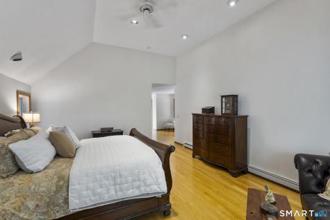 86 Washburn Road Canton CT 06019