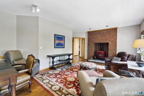 86 Washburn Road Canton CT 06019