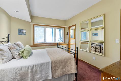 86 Washburn Road Canton CT 06019