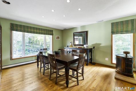 86 Washburn Road Canton CT 06019