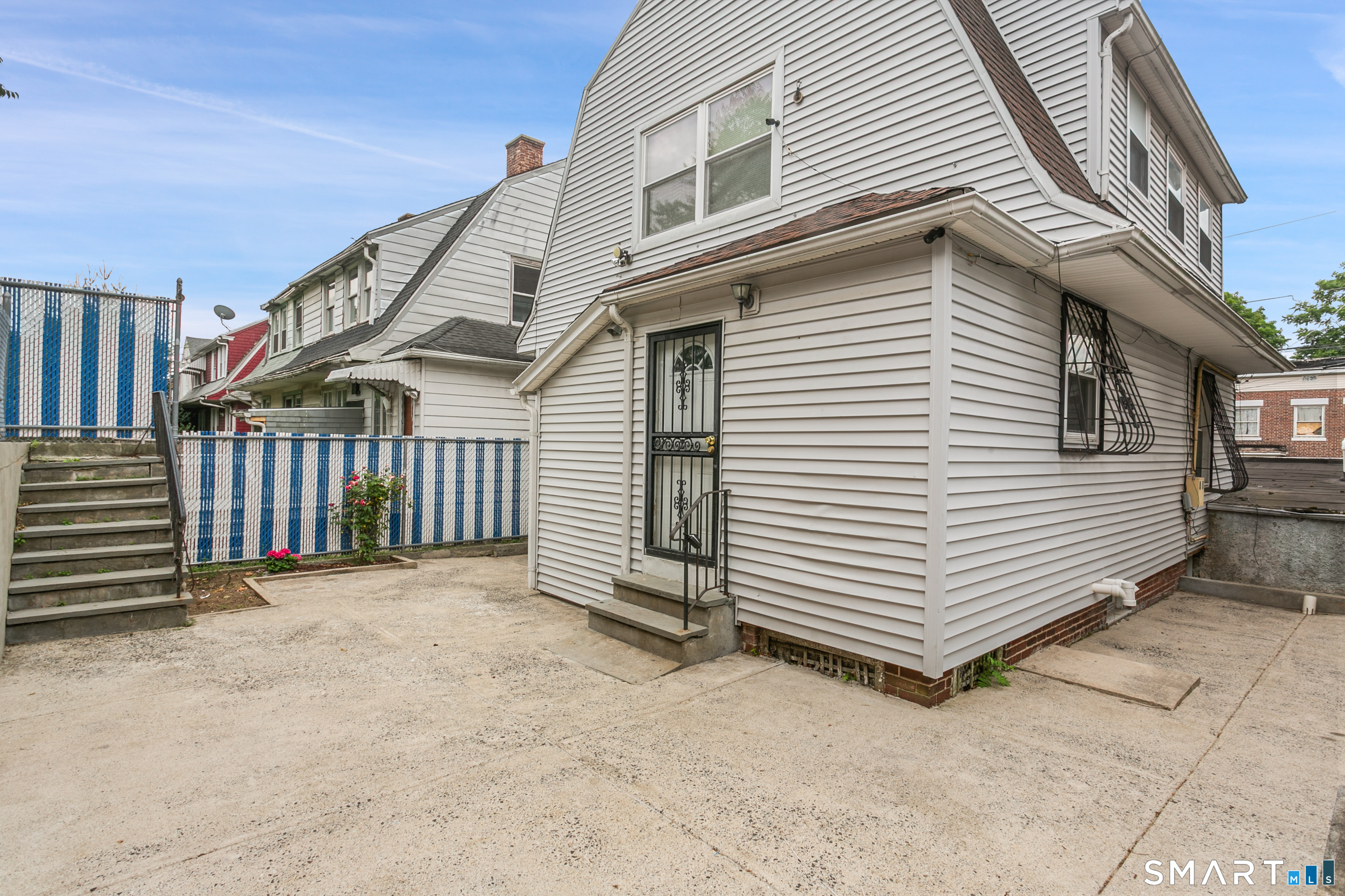372 Dover Street Bridgeport CT 06610