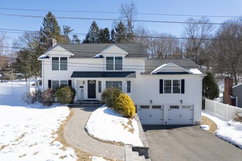 104 Ridgeview Place Cheshire CT 06410