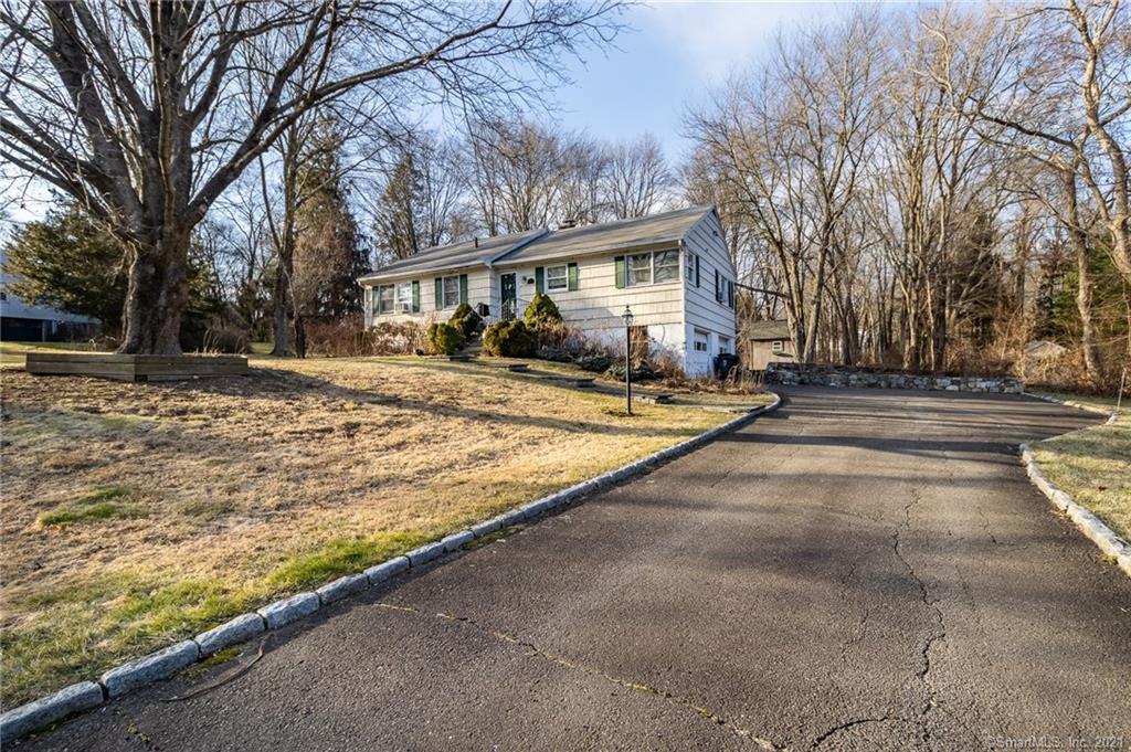 39 Marsh Road Easton CT 06612