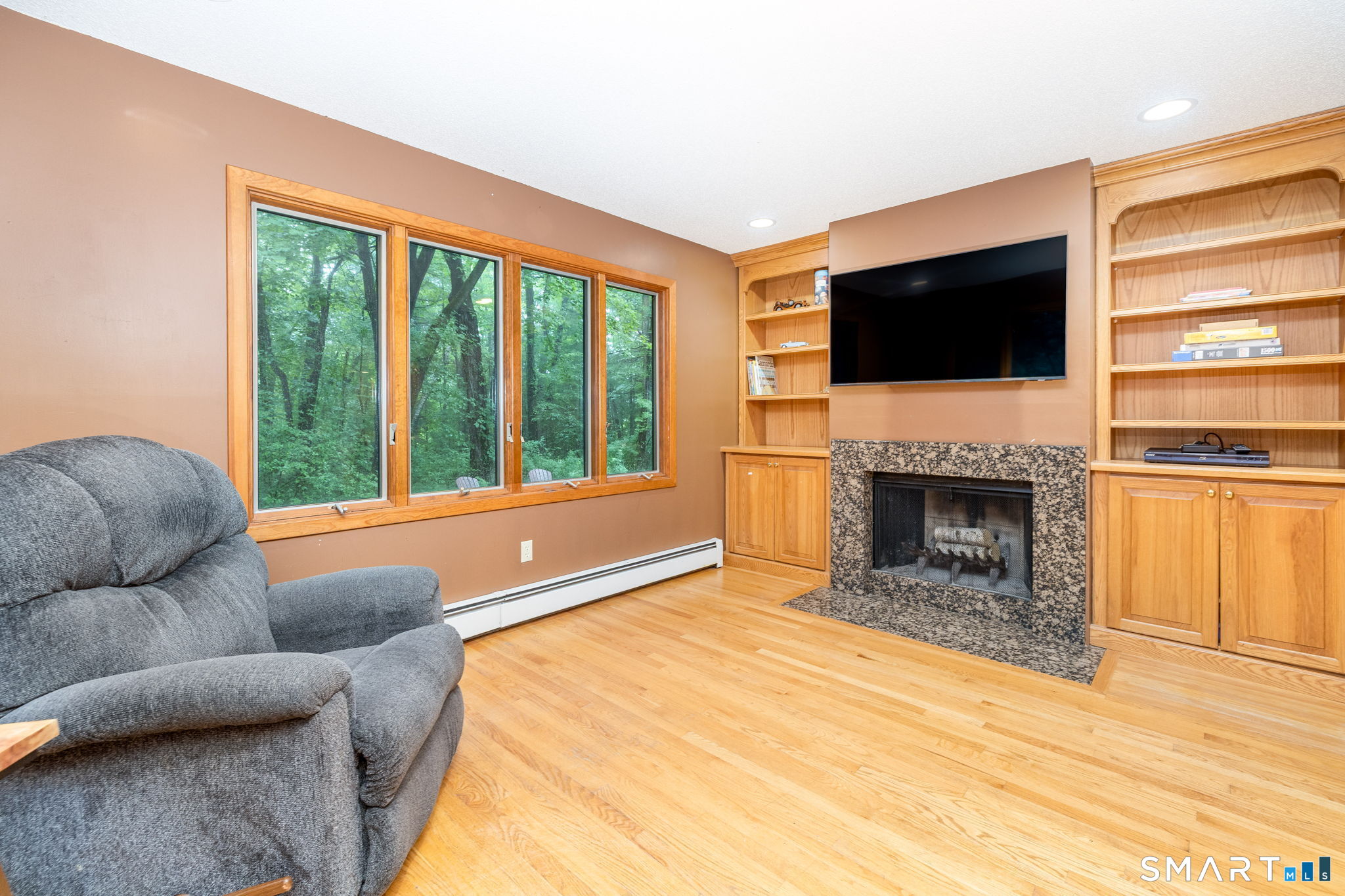 207 Barbourtown Road Canton CT 06019