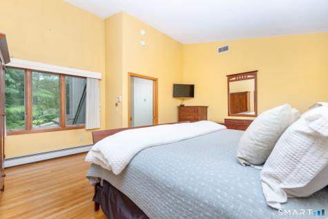 207 Barbourtown Road Canton CT 06019