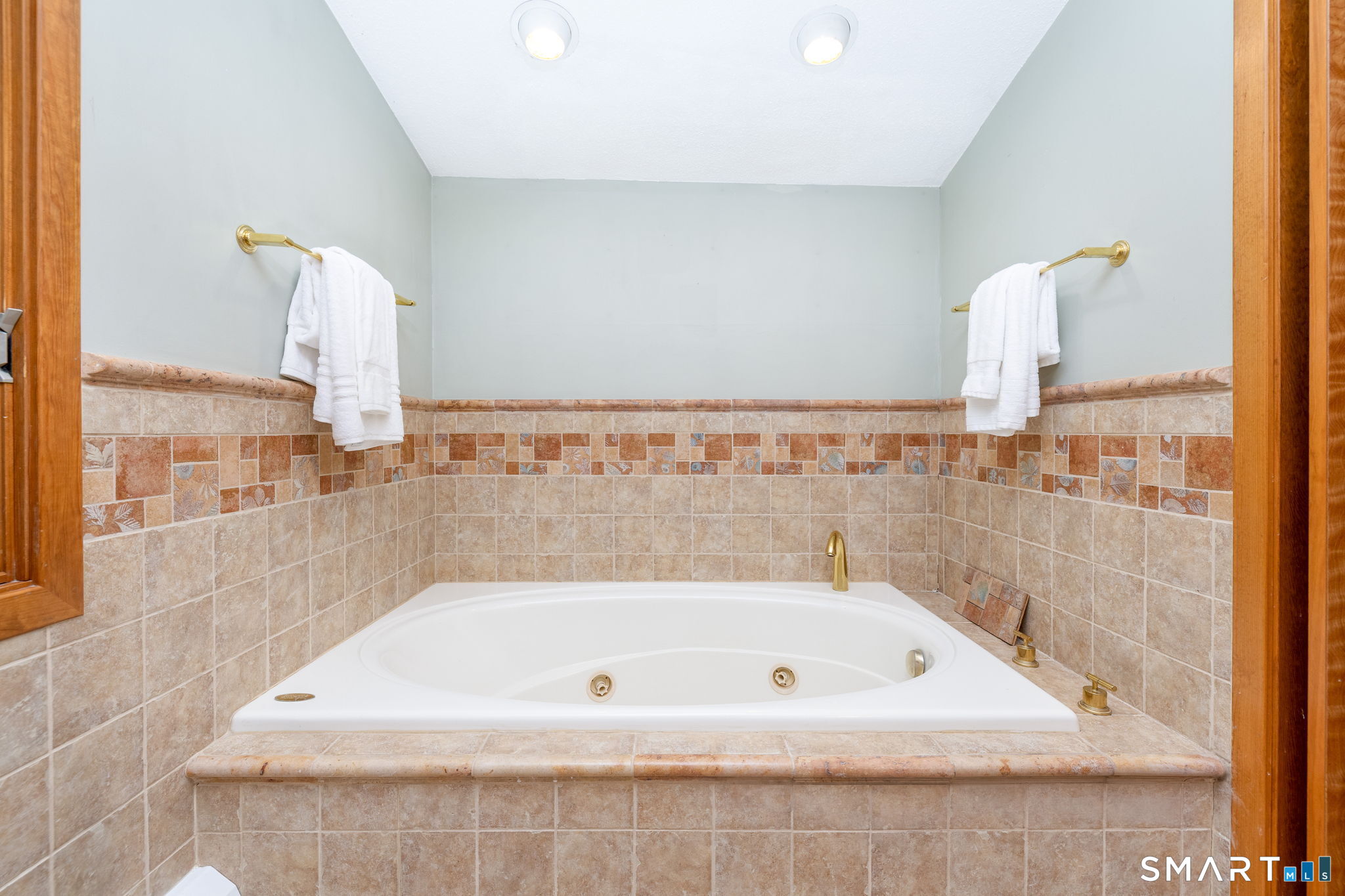 207 Barbourtown Road Canton CT 06019