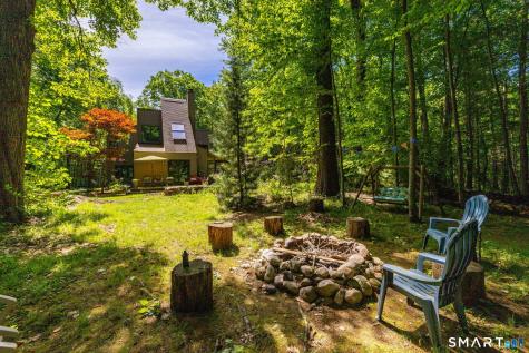 207 Barbourtown Road Canton CT 06019