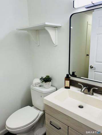 6 East Hayes Road East Hampton CT 06424