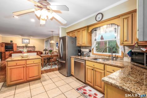 15 Country Farm Lane New Milford CT 06776