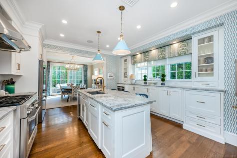 333 West Avenue Darien CT 06820